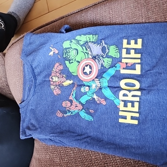 Boys t - Picture 1 of 1